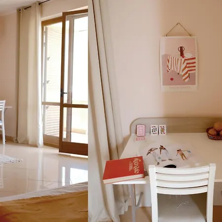 Charming 3 Balconies & Sea-view, Gioiosa Marea, Arancia By Ideal Sicily דירה