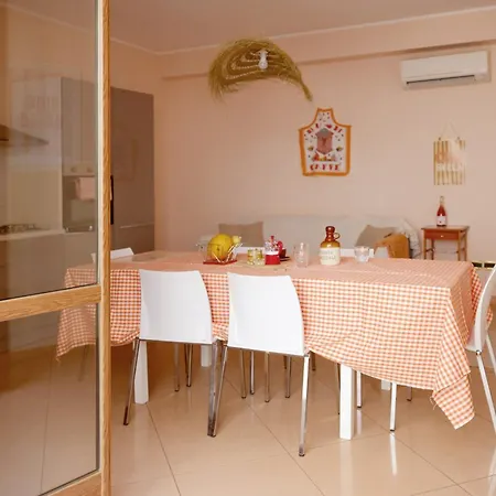 דירה Charming 3 Balconies & Sea-view, Gioiosa Marea, Arancia By Ideal Sicily ג'ויוזה מריאה
